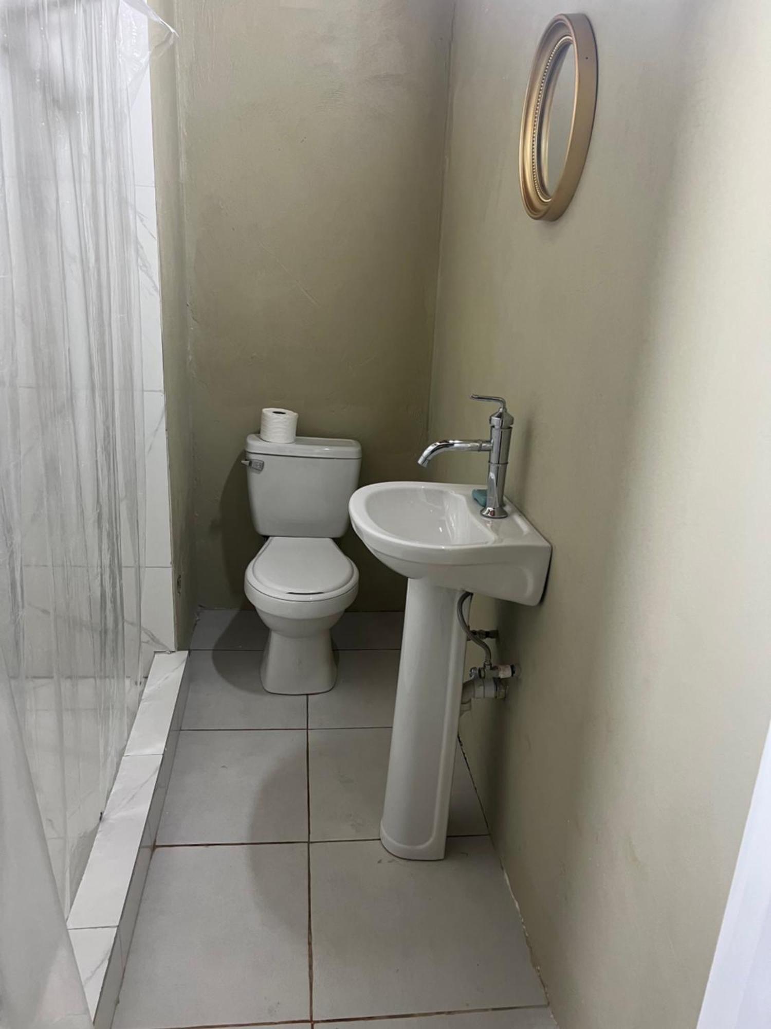 Cozy Apartment Kingston Ngoại thất bức ảnh