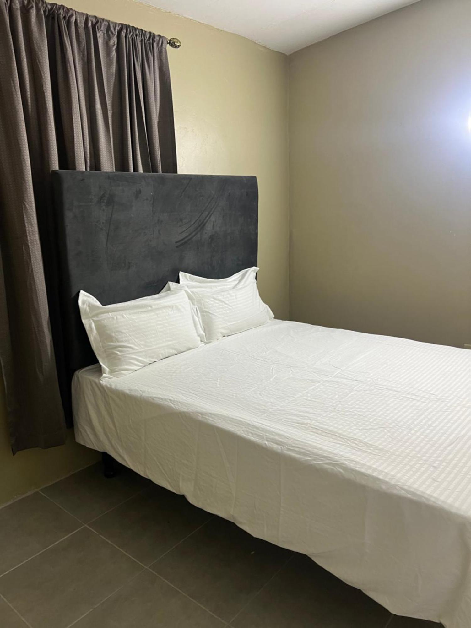 Cozy Apartment Kingston Ngoại thất bức ảnh